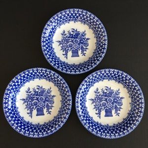 Tono Blue and White Porcelain Flat Soup Bowls 8" Flower Basket